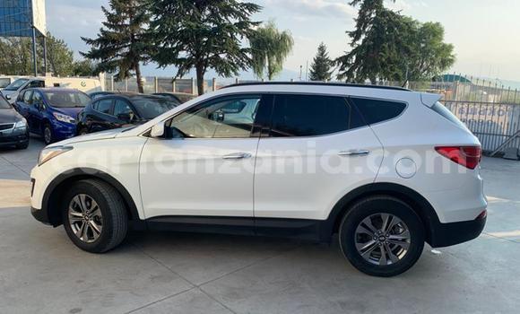 Buy Used Hyundai Santa Fe Other Car in Dar es Salaam in Dar es Salaam Buy Used Hyundai Santa Fe Other Car in Dar es Salaam in Dar es Salaam