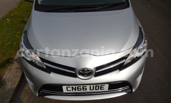 Buy Used Toyota Verso Other Car in Dar es Salaam in Dar es Salaam Buy Used Toyota Verso Other Car in Dar es Salaam in Dar es Salaam