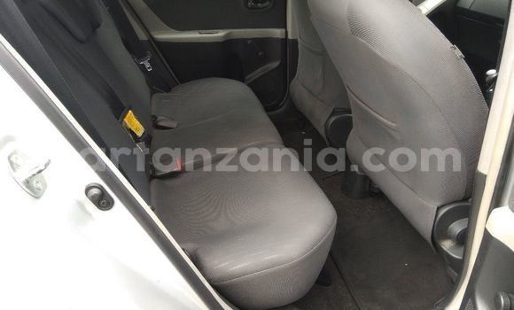 Buy Used Toyota Yaris Silver Car in Arusha in Arusha Buy Used Toyota Yaris Silver Car in Arusha in Arusha