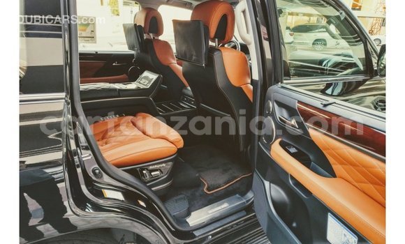 Nunua Imported Lexus LX Nyeusi Gari ndani ya Import - Dubai nchini Arusha Nunua Imported Lexus LX Nyeusi Gari ndani ya Import - Dubai nchini Arusha