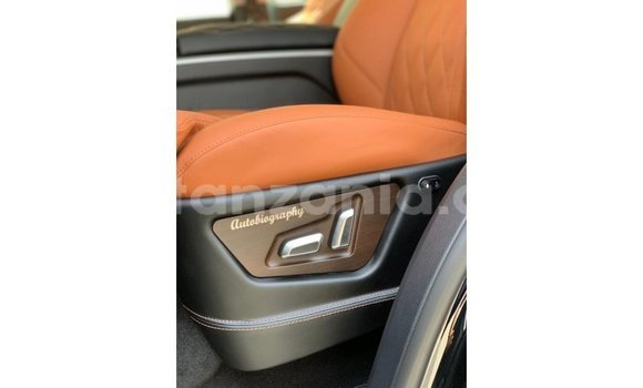 Buy Import Toyota Land Cruiser Black Car in Import - Dubai in Arusha Buy Import Toyota Land Cruiser Black Car in Import - Dubai in Arusha