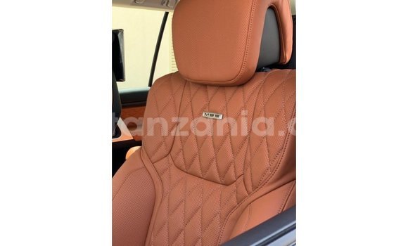 Buy Import Toyota Land Cruiser Black Car in Import - Dubai in Arusha Buy Import Toyota Land Cruiser Black Car in Import - Dubai in Arusha