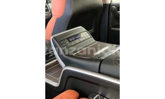 Buy Import Toyota Land Cruiser Black Car in Import - Dubai in Arusha Buy Import Toyota Land Cruiser Black Car in Import - Dubai in Arusha