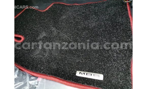 Nunua Imported Lexus LX Nyeusi Gari ndani ya Import - Dubai nchini Arusha Nunua Imported Lexus LX Nyeusi Gari ndani ya Import - Dubai nchini Arusha