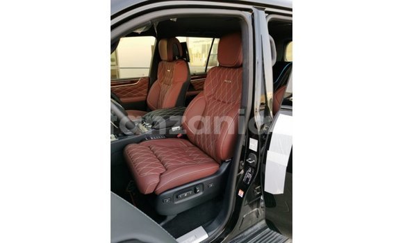 Nunua Imported Lexus LX Nyeusi Gari ndani ya Import - Dubai nchini Arusha Nunua Imported Lexus LX Nyeusi Gari ndani ya Import - Dubai nchini Arusha