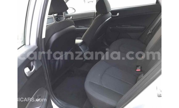 Nunua Imported Kia Optima Nyingine Gari ndani ya Import - Dubai nchini Arusha Nunua Imported Kia Optima Nyingine Gari ndani ya Import - Dubai nchini Arusha