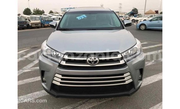 Buy Import Toyota Highlander Other Car in Import - Dubai in Arusha Buy Import Toyota Highlander Other Car in Import - Dubai in Arusha
