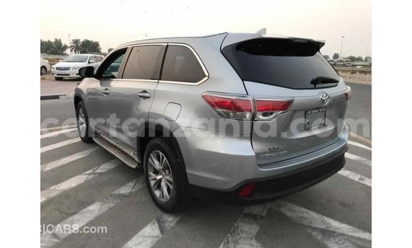 Buy Import Toyota Highlander Other Car in Import - Dubai in Arusha Buy Import Toyota Highlander Other Car in Import - Dubai in Arusha