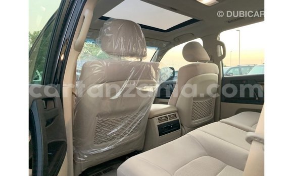Buy Import Toyota Land Cruiser Black Car in Import - Dubai in Arusha Buy Import Toyota Land Cruiser Black Car in Import - Dubai in Arusha