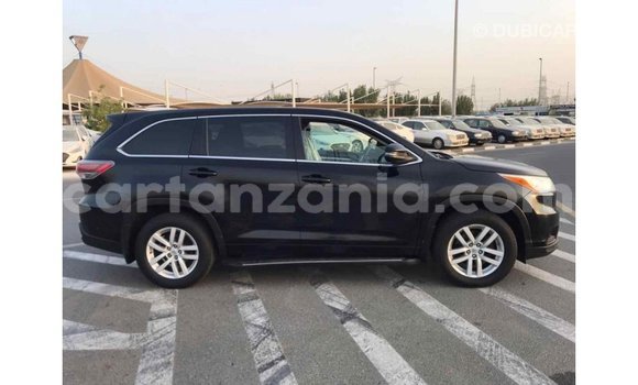 Buy Import Toyota Highlander Black Car in Import - Dubai in Arusha Buy Import Toyota Highlander Black Car in Import - Dubai in Arusha