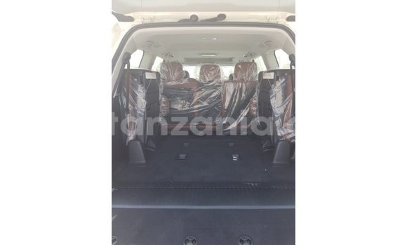 Nunua Imported Toyota Land Cruiser Brown Gari ndani ya Import - Dubai nchini Arusha Nunua Imported Toyota Land Cruiser Brown Gari ndani ya Import - Dubai nchini Arusha