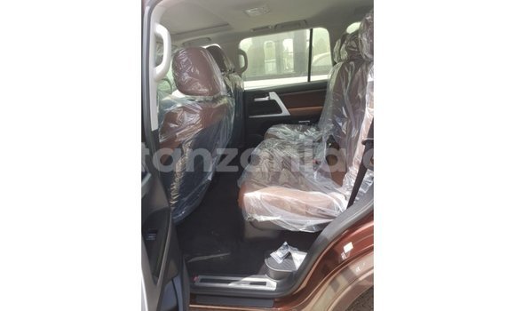 Nunua Imported Toyota Land Cruiser Brown Gari ndani ya Import - Dubai nchini Arusha Nunua Imported Toyota Land Cruiser Brown Gari ndani ya Import - Dubai nchini Arusha
