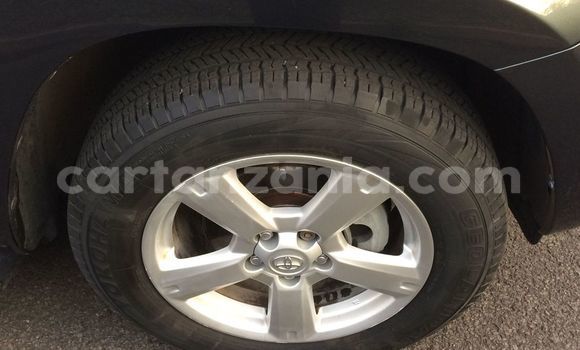 Nunua Ilio tumika Toyota RAV4 Nyeusi Gari ndani ya Dar es Salaam nchini Dar es Salaam Nunua Ilio tumika Toyota RAV4 Nyeusi Gari ndani ya Dar es Salaam nchini Dar es Salaam