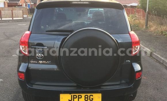Nunua Ilio tumika Toyota RAV4 Nyeusi Gari ndani ya Dar es Salaam nchini Dar es Salaam Nunua Ilio tumika Toyota RAV4 Nyeusi Gari ndani ya Dar es Salaam nchini Dar es Salaam