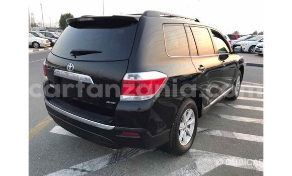 Nunua Imported Toyota Highlander Nyeusi Gari ndani ya Import - Dubai nchini Arusha Nunua Imported Toyota Highlander Nyeusi Gari ndani ya Import - Dubai nchini Arusha