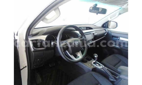 Buy Import Toyota Hilux White Car in Import - Dubai in Arusha Buy Import Toyota Hilux White Car in Import - Dubai in Arusha