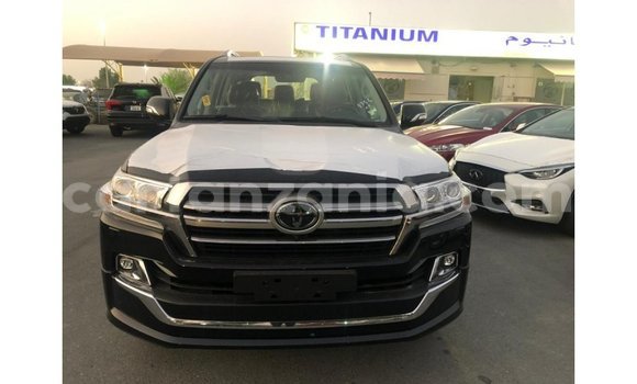 Buy Import Toyota Land Cruiser Black Car in Import - Dubai in Arusha Buy Import Toyota Land Cruiser Black Car in Import - Dubai in Arusha