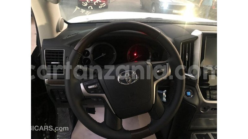 Big with watermark toyota land cruiser arusha import dubai 7234