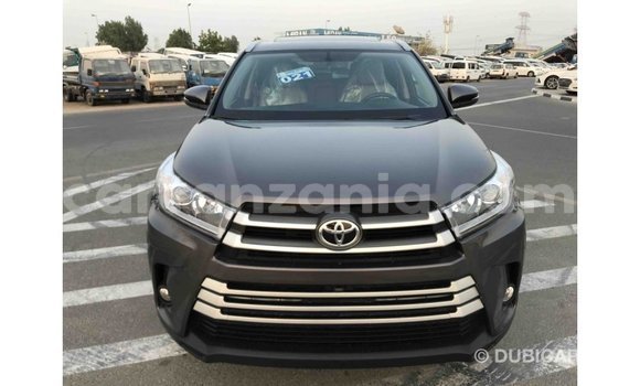 Nunua Imported Toyota Highlander Nyingine Gari ndani ya Import - Dubai nchini Arusha Nunua Imported Toyota Highlander Nyingine Gari ndani ya Import - Dubai nchini Arusha