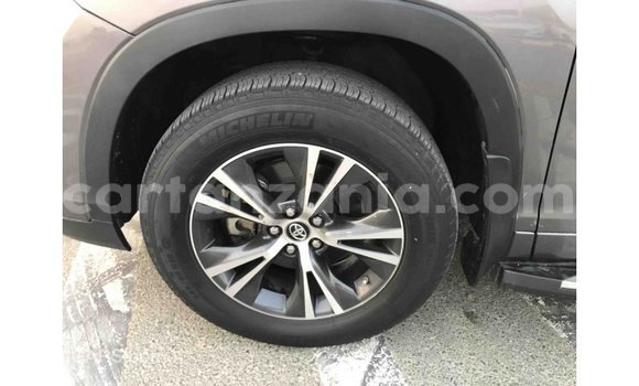 Nunua Imported Toyota Highlander Nyingine Gari ndani ya Import - Dubai nchini Arusha Nunua Imported Toyota Highlander Nyingine Gari ndani ya Import - Dubai nchini Arusha