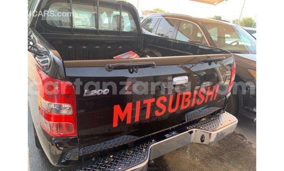 Buy Import Mitsubishi L200 Black Car in Import - Dubai in Arusha Buy Import Mitsubishi L200 Black Car in Import - Dubai in Arusha