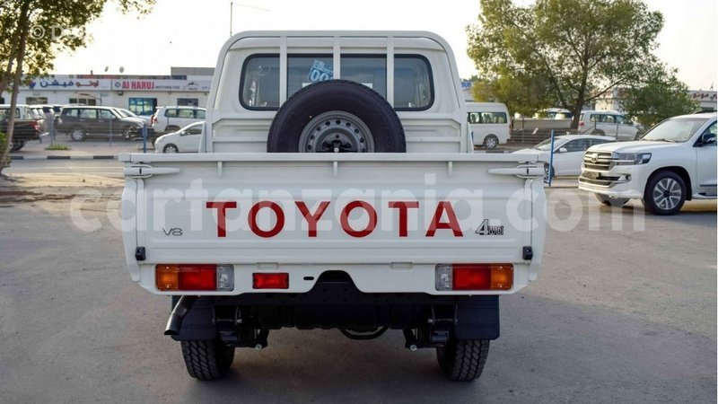 Big with watermark toyota land cruiser arusha import dubai 7246