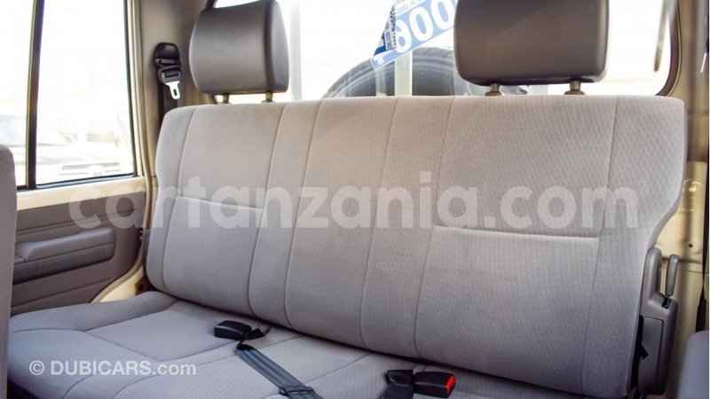 Big with watermark toyota land cruiser arusha import dubai 7246