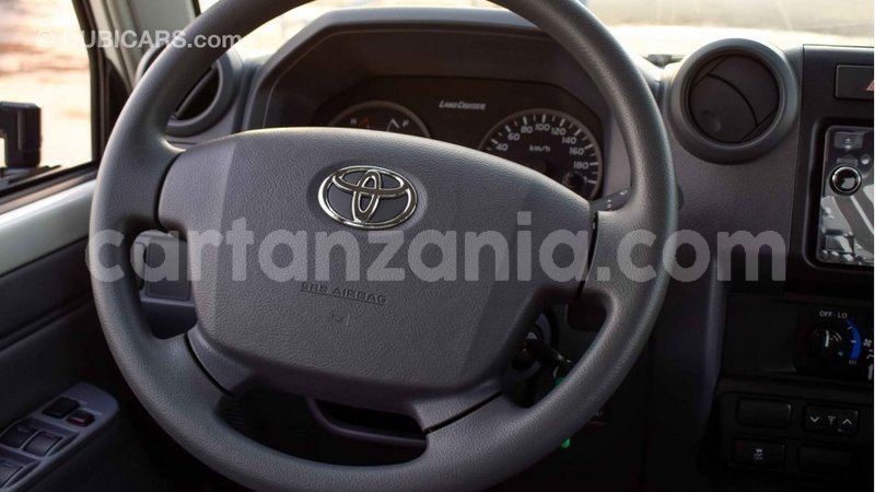 Big with watermark toyota land cruiser arusha import dubai 7246