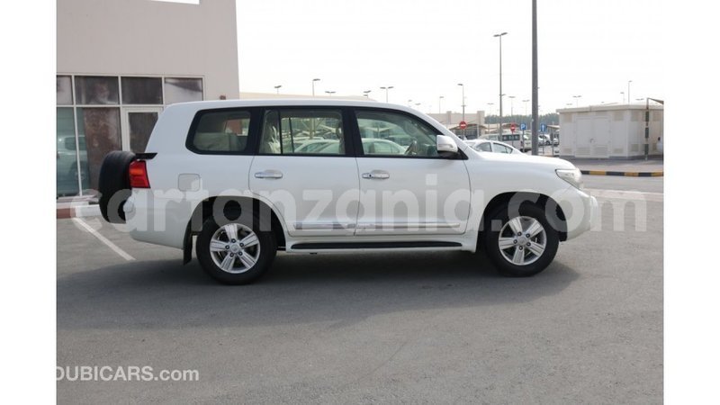 Big with watermark toyota land cruiser arusha import dubai 7254