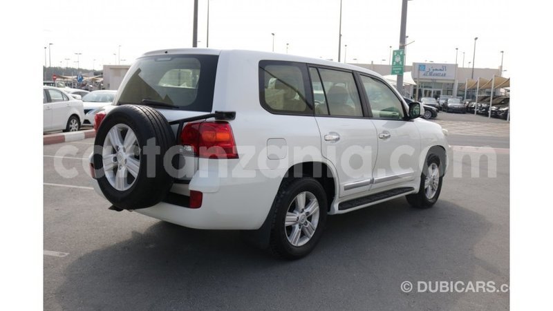 Big with watermark toyota land cruiser arusha import dubai 7254