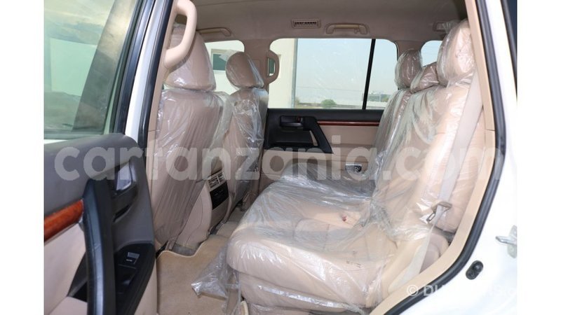 Big with watermark toyota land cruiser arusha import dubai 7254