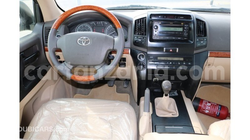 Big with watermark toyota land cruiser arusha import dubai 7254