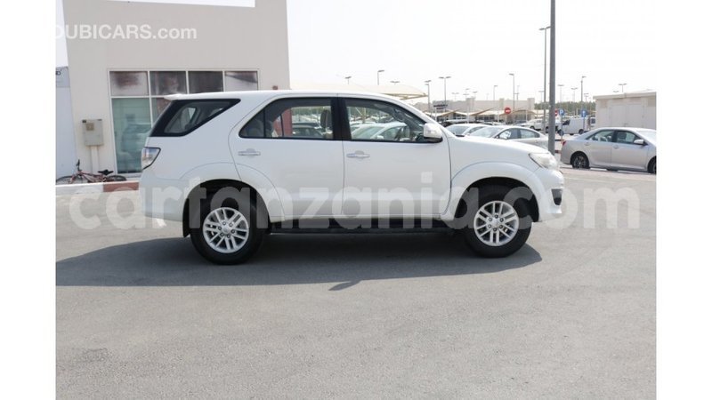 Big with watermark toyota fortuner arusha import dubai 7255