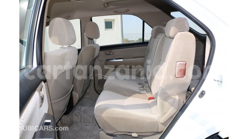 Big with watermark toyota fortuner arusha import dubai 7255