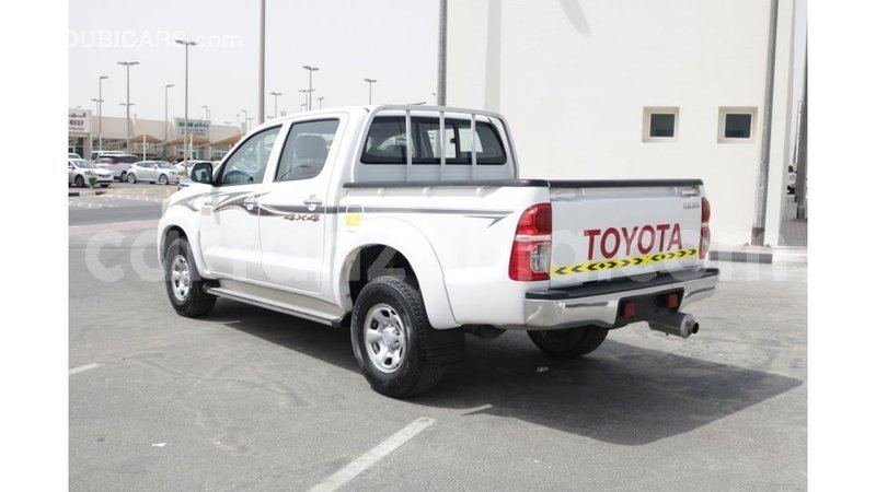 Big with watermark toyota hilux arusha import dubai 7256