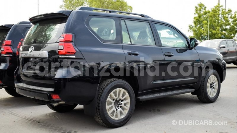 Big with watermark toyota prado arusha import dubai 7257