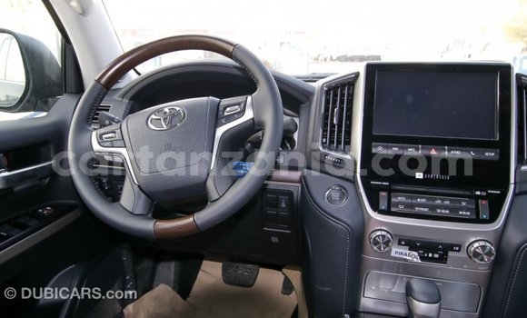 Buy Import Toyota Land Cruiser Black Car in Import - Dubai in Arusha Buy Import Toyota Land Cruiser Black Car in Import - Dubai in Arusha