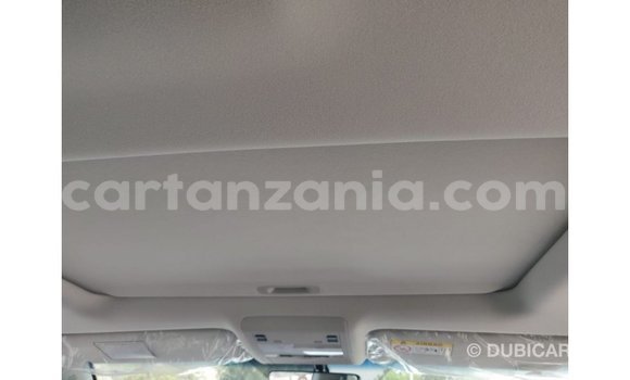 Nunua Imported Toyota Land Cruiser Nyeusi Gari ndani ya Import - Dubai nchini Arusha Nunua Imported Toyota Land Cruiser Nyeusi Gari ndani ya Import - Dubai nchini Arusha