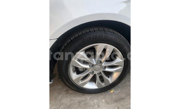 Buy Import Geely Emgrand 7 White Car in Import - Dubai in Arusha Buy Import Geely Emgrand 7 White Car in Import - Dubai in Arusha