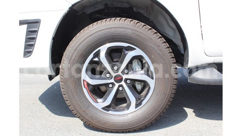 Big with watermark toyota hilux arusha import dubai 7268