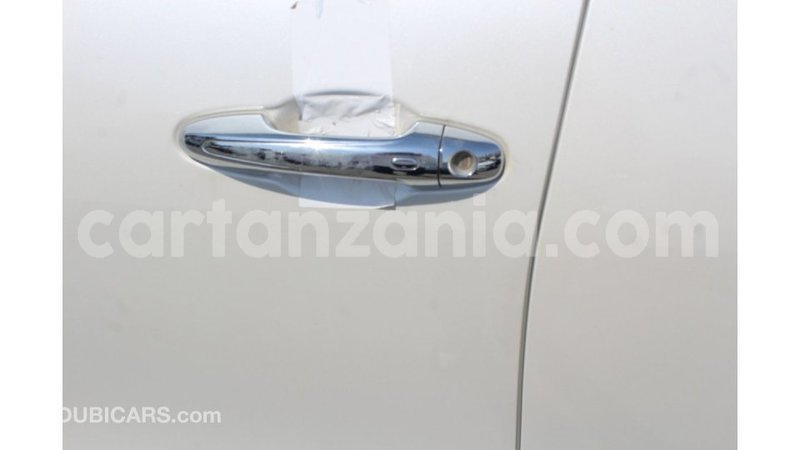 Big with watermark toyota hilux arusha import dubai 7268