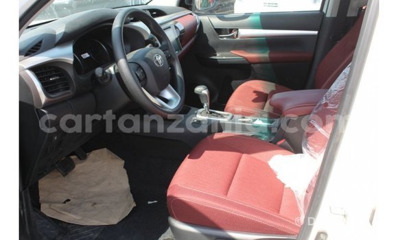 Buy Import Toyota Hilux White Car in Import - Dubai in Arusha Buy Import Toyota Hilux White Car in Import - Dubai in Arusha