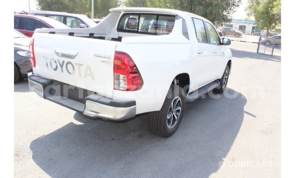 Buy Import Toyota Hilux White Car in Import - Dubai in Arusha Buy Import Toyota Hilux White Car in Import - Dubai in Arusha