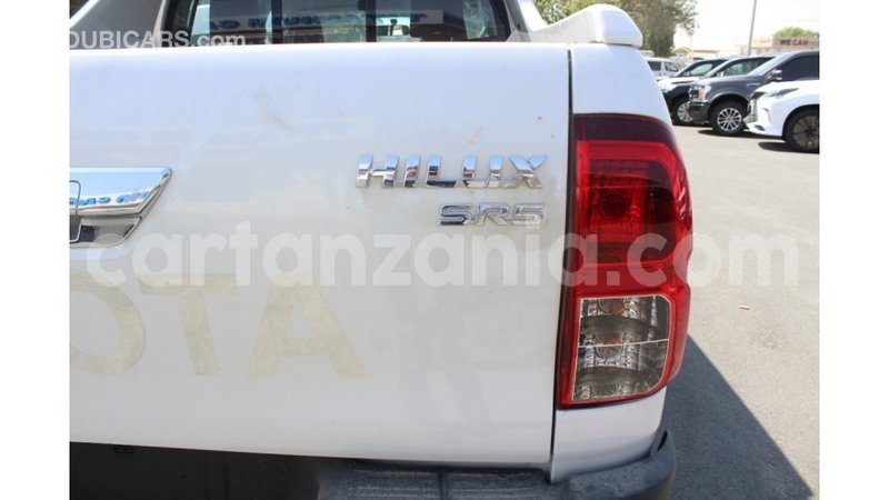 Big with watermark toyota hilux arusha import dubai 7268