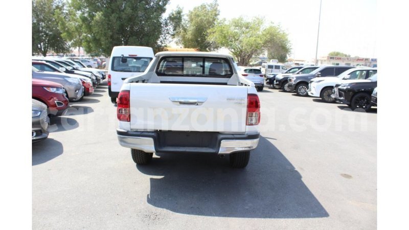 Big with watermark toyota hilux arusha import dubai 7268