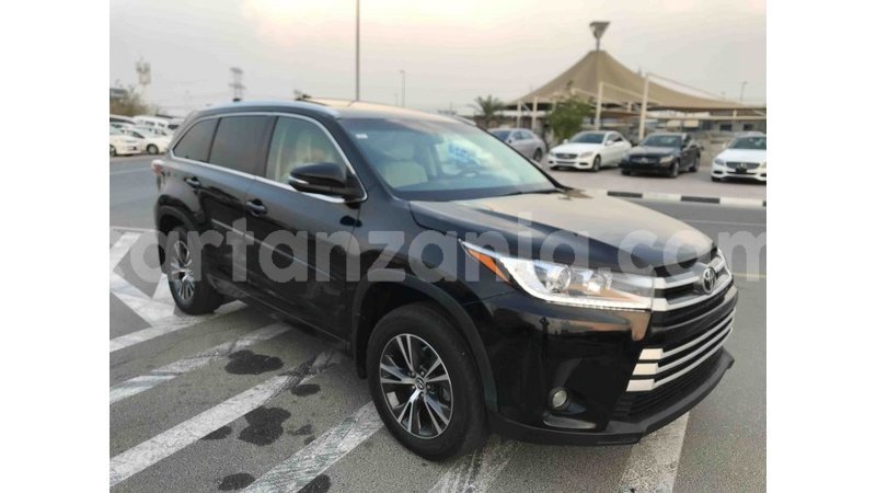 Big with watermark toyota highlander arusha import dubai 7269