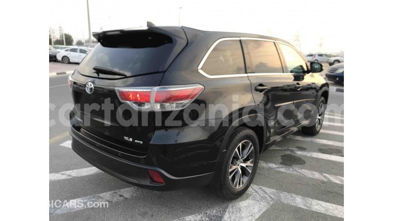 Big with watermark toyota highlander arusha import dubai 7269