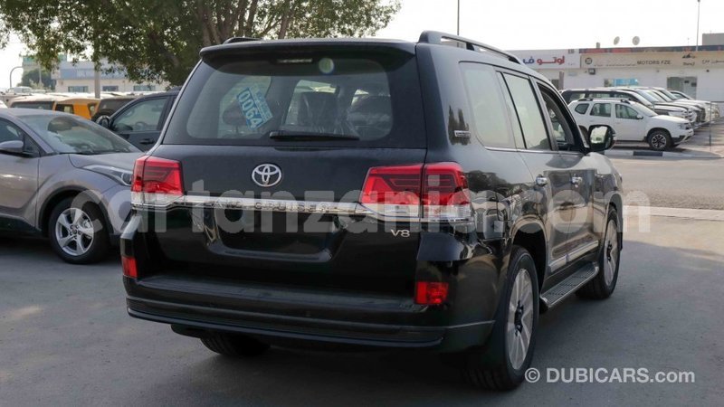 Big with watermark toyota land cruiser arusha import dubai 7271