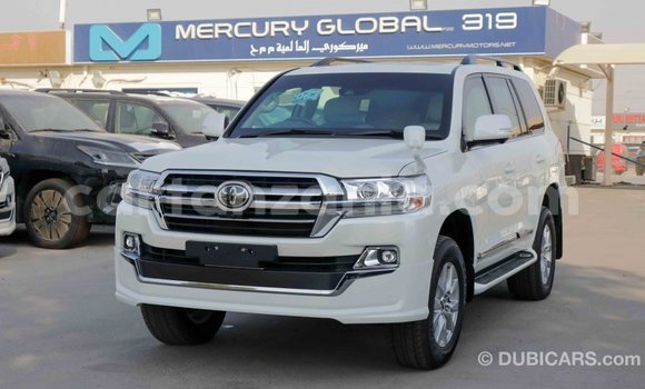 Buy Import Toyota Land Cruiser White Car in Import - Dubai in Arusha Buy Import Toyota Land Cruiser White Car in Import - Dubai in Arusha