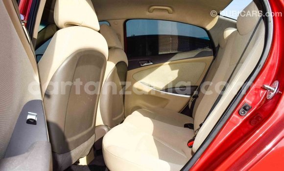 Nunua Imported Hyundai Accent Nyekundu Gari ndani ya Import - Dubai nchini Arusha Nunua Imported Hyundai Accent Nyekundu Gari ndani ya Import - Dubai nchini Arusha